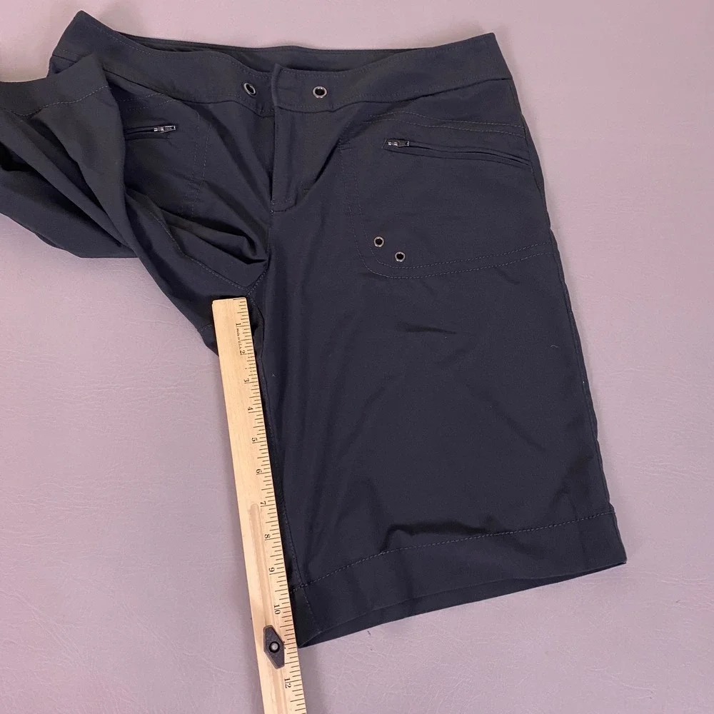 Athleta Hiking Cargo Shorts Women's Size 10‎ Gray Style Outdoor Utility *Flaw*